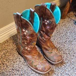 Floral Embroidered Kids Western Boots